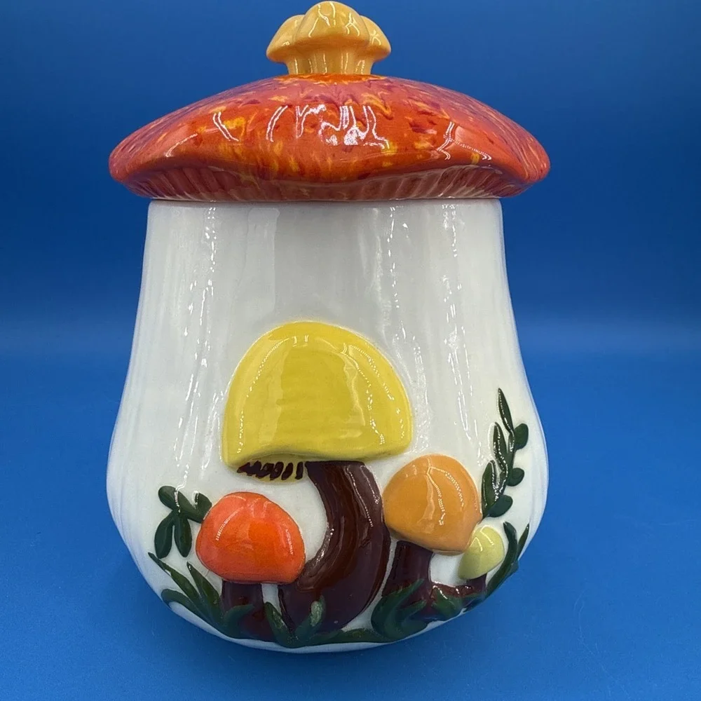 Vintage Arnels Mushroom Canister 8